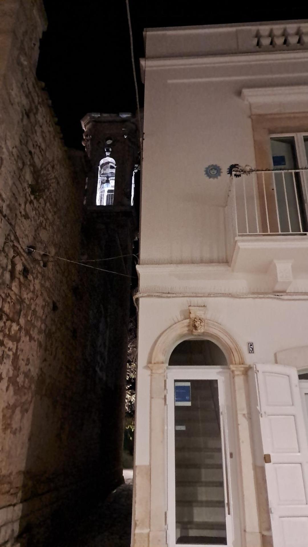 B&B La Maddalena 삼미첼디바리 외부 사진